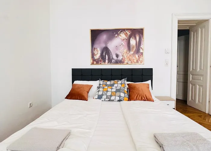 Apartamento Spacious 3br As5 Viena